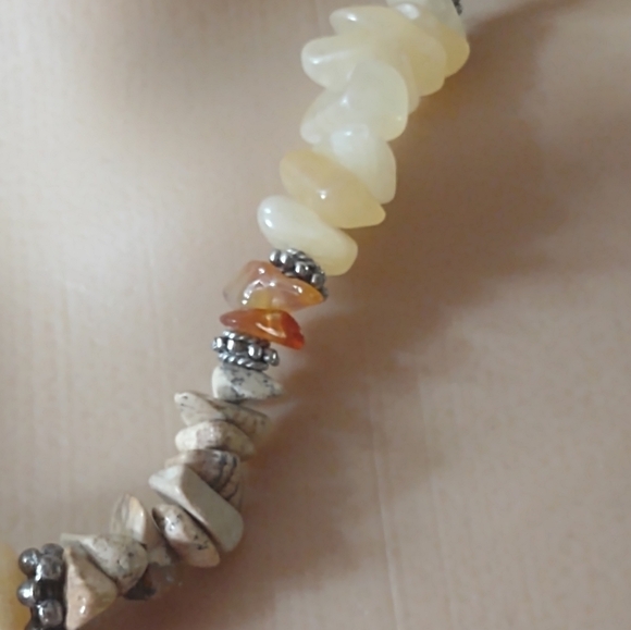 Women's ESTATE stone necklace - Picture 4 of 6